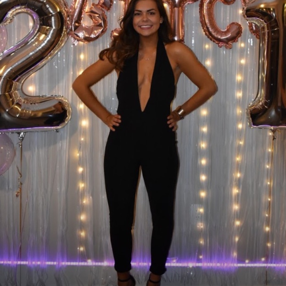 Backless deep V-neck jump suit